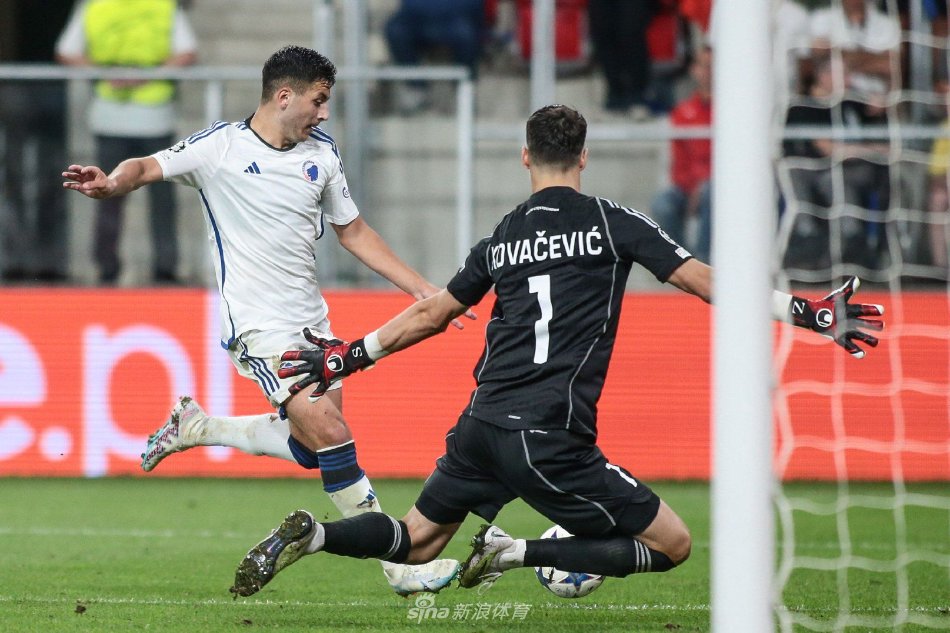 更令人意外 更令人意外