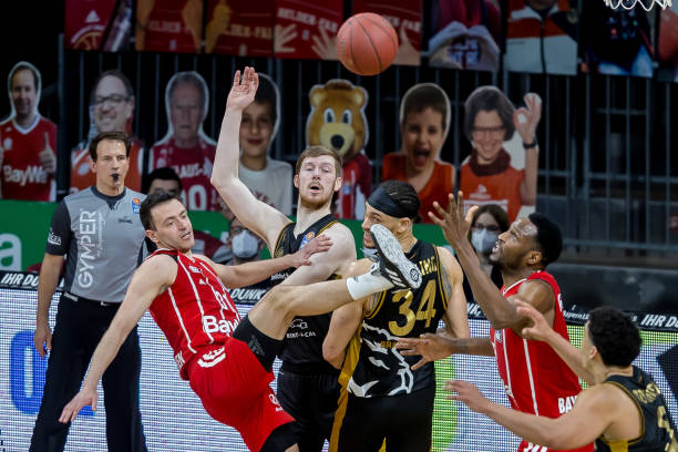 的经验丰富 的经验丰富